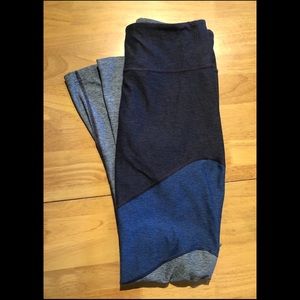 Outdoor Voices blue springs 7/8 leggings